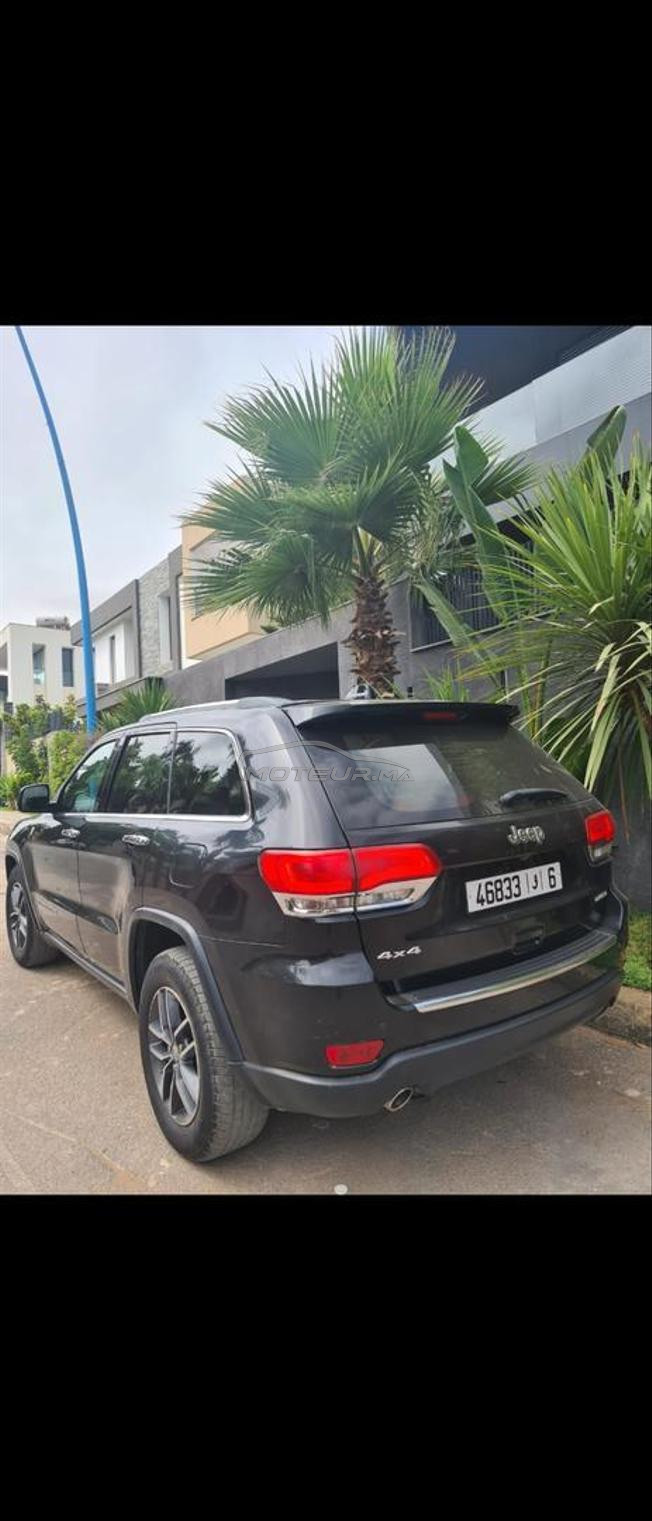 medecin vend jeep grand cherokee , très bon état 