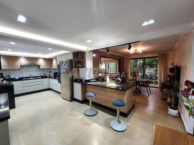 Villa à vendre à proximité du Palais Royal