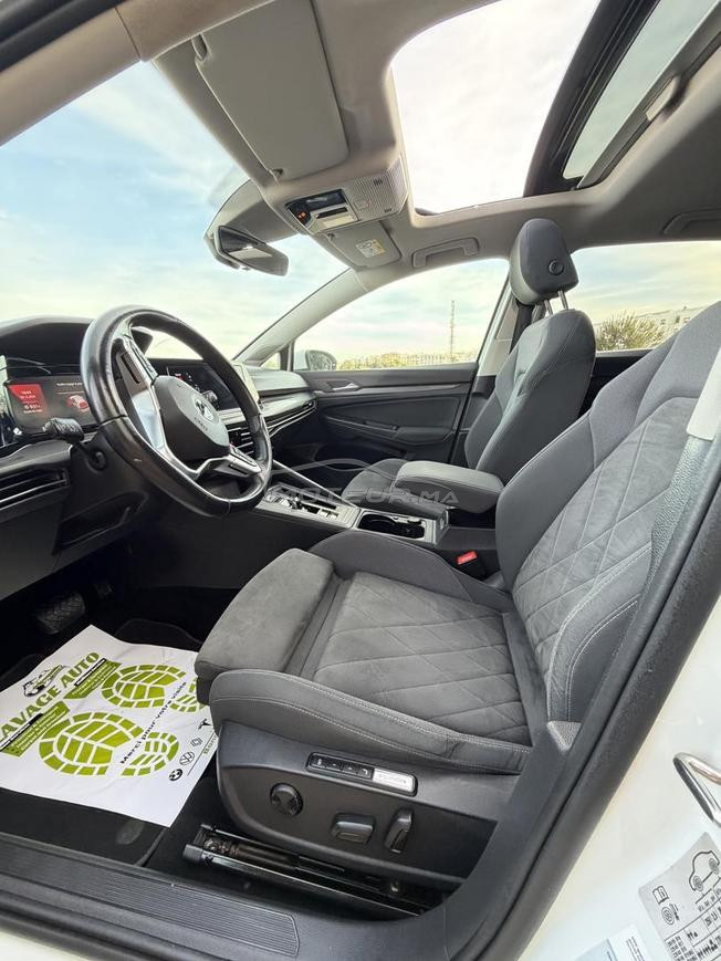 golf 8 TRES neufs 