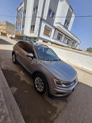 Excellente voiture à vendre, modèle 12/2021, 100000 km