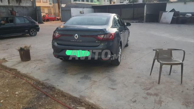 رينو ميجان
