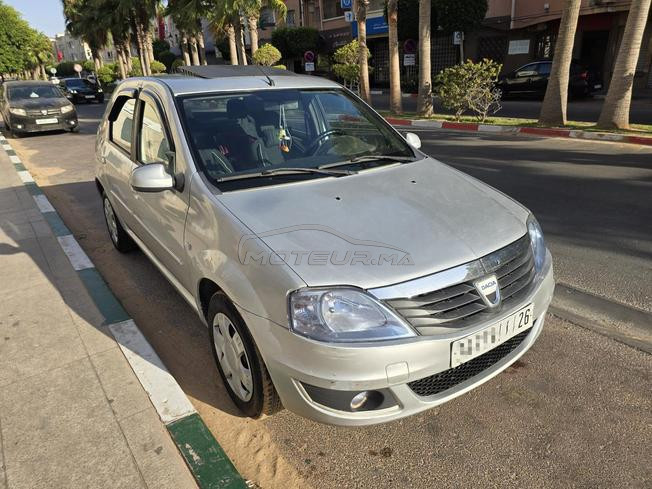 Dacia Logan 2010 essence