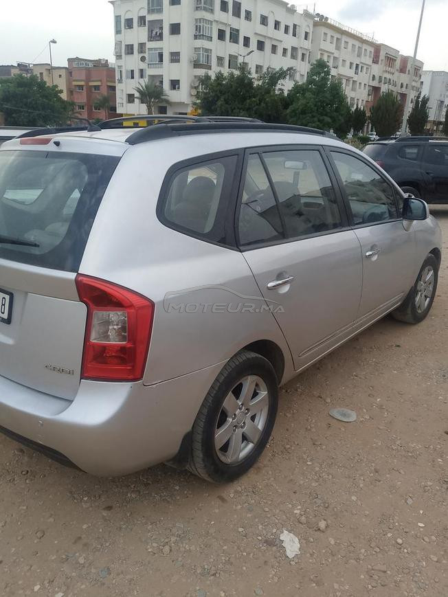 Kia carens 