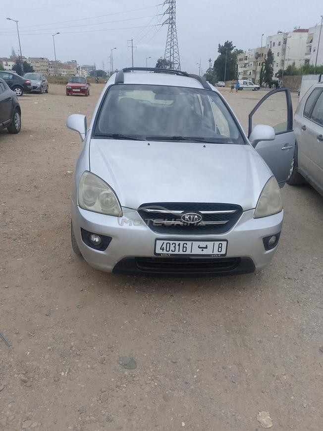 Kia carens 