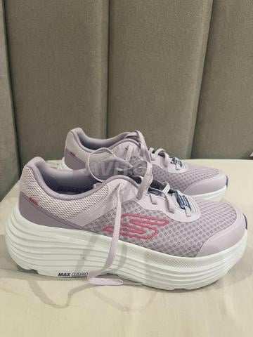 Sketchers basket 39