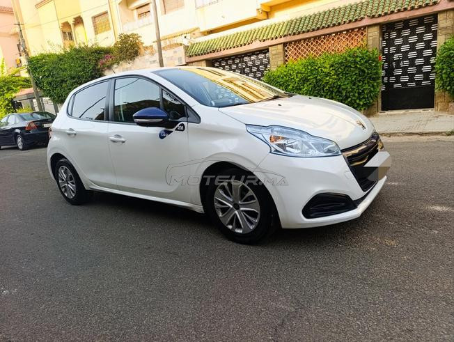 Peugeot 208 2016