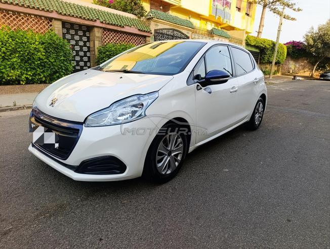Peugeot 208 2016
