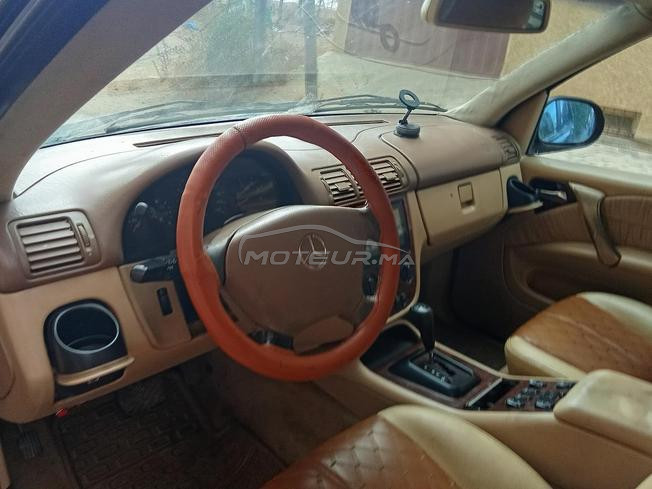 Mercedes 4*4 bon état 