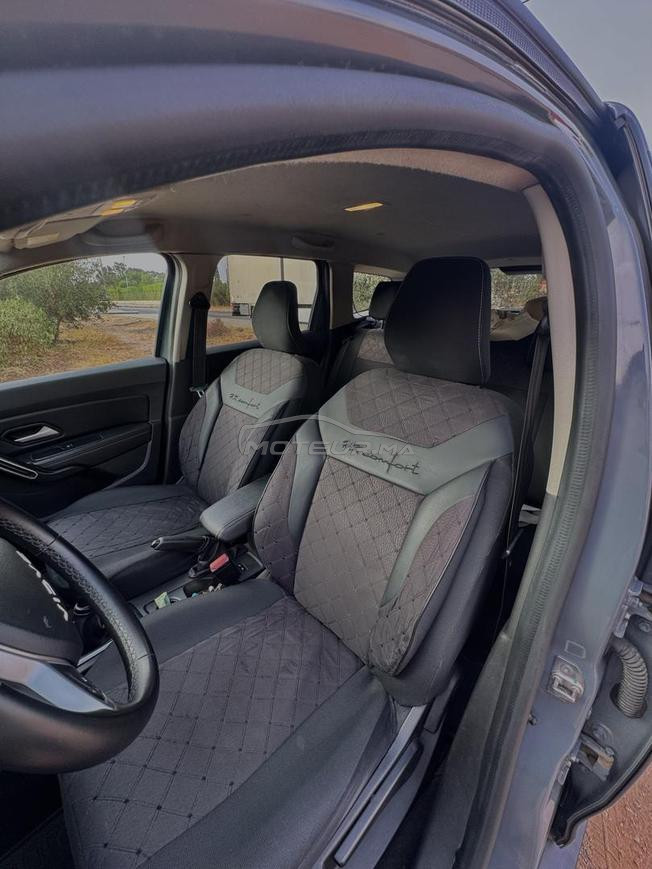 dacia duster 2023 