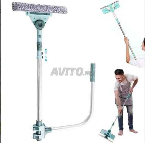 Nettoyeur de vitres de fenêtre avec manche télescopique réglable