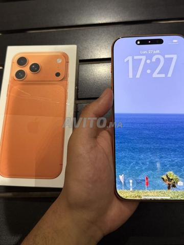iPhone 17 pro max Excellente condition - 2