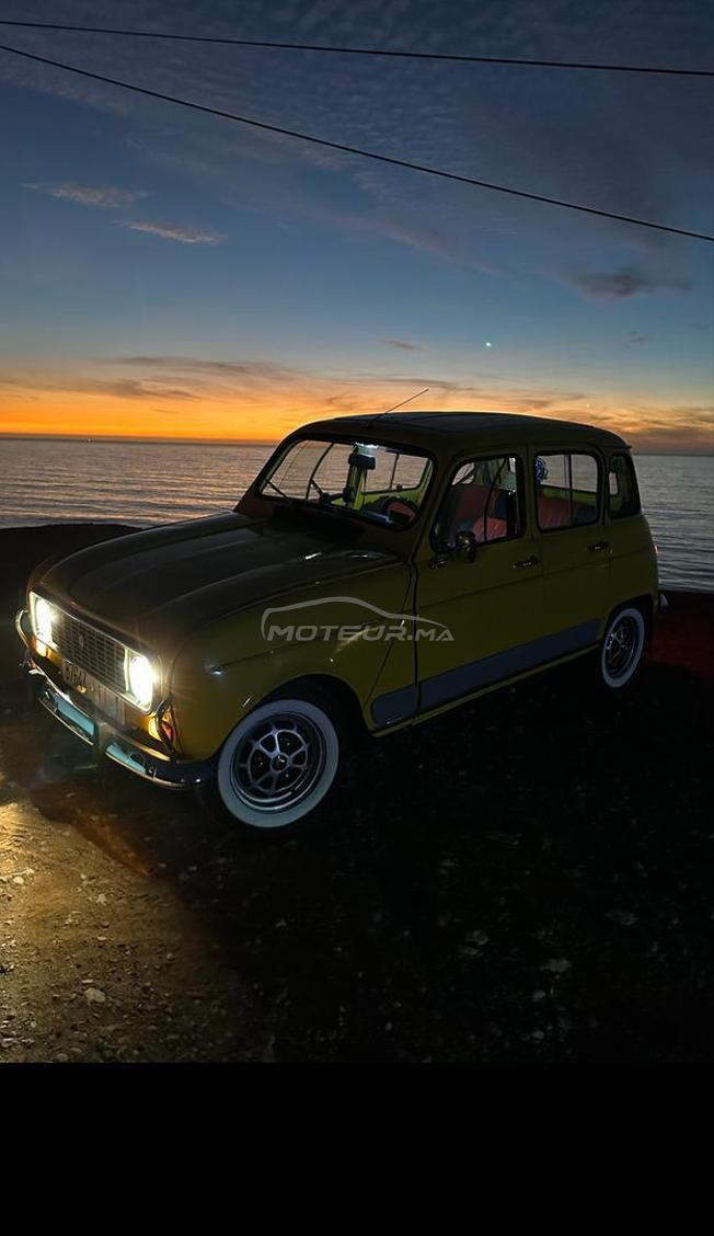  très belle R4 