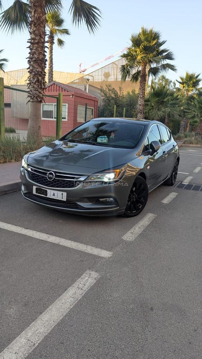 opel astra 2017