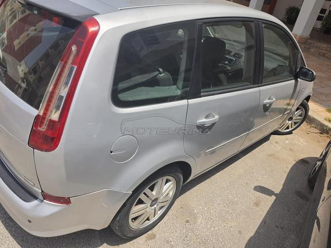Ford C Max bien entretenue