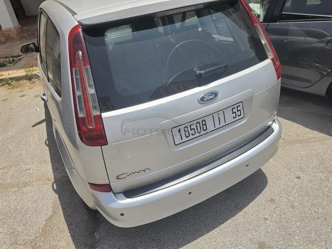 Ford C Max bien entretenue