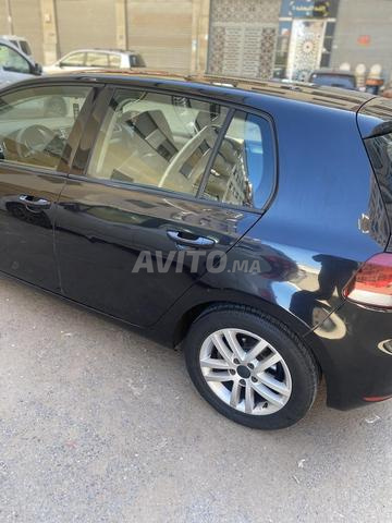 Golf 6 1.6 modèle 2010 Km 225000 voiture encore propre - 2