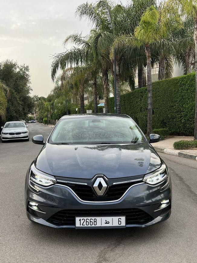 Renault Megan sedan 2021/12/29 automatique 