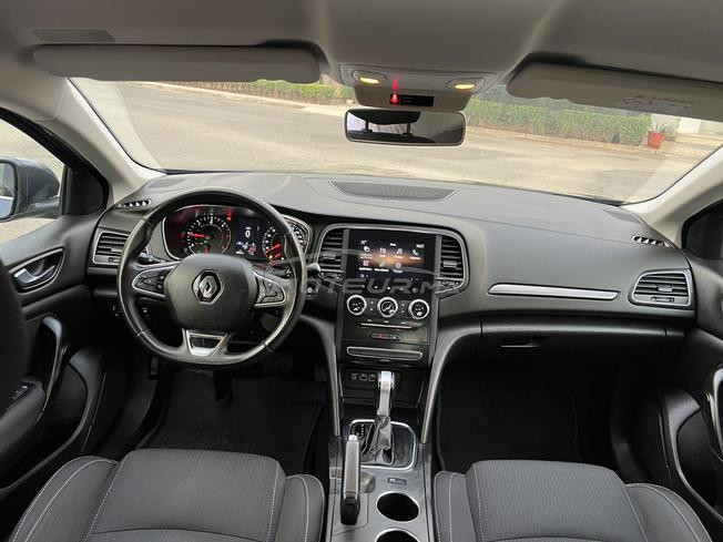 Renault Megan sedan 2021/12/29 automatique 