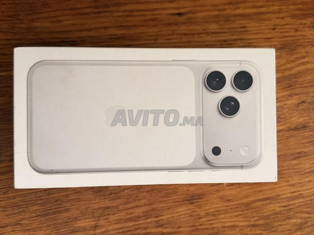 iPhone 17 pro max 256gb blanc 100 batterie - 2