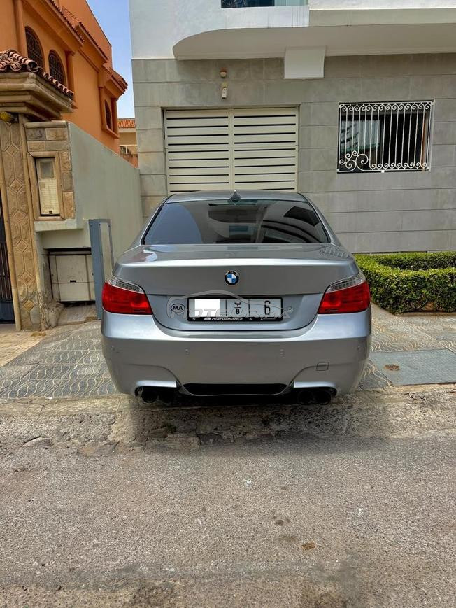 BMW Série 5 Essence Manuelle 2003 à Casablanca