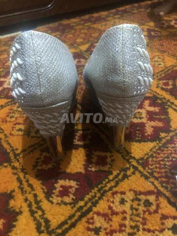 حذاء بكعب عالٍ بسعر مناسب - 2
