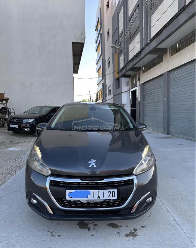 Peugeot 208 model2014