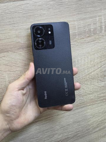 Redmi 13C 256Go 8Go RAM encore propre