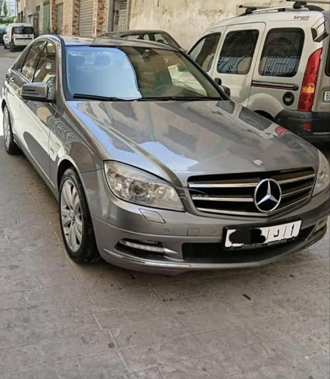 Mercedes c 220 Modele2011