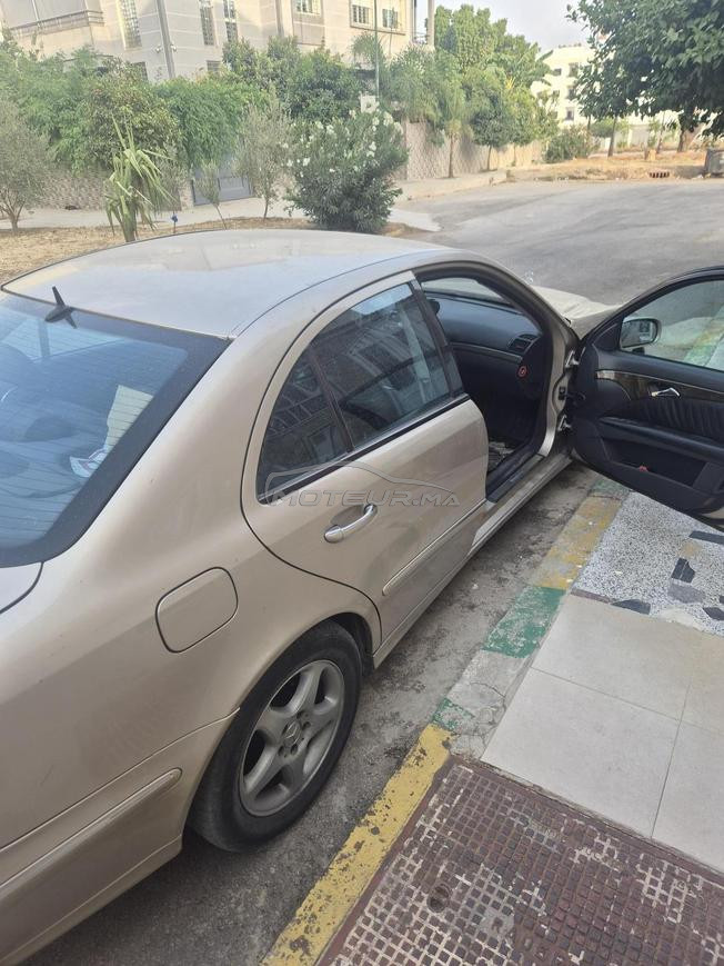 mercedes e 220