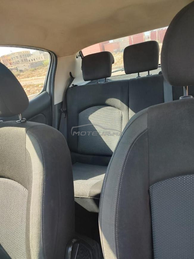 سيارة Peugeot 206