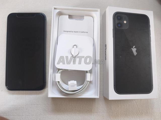 iPhone 11 128go débloqué état neuf France - 2