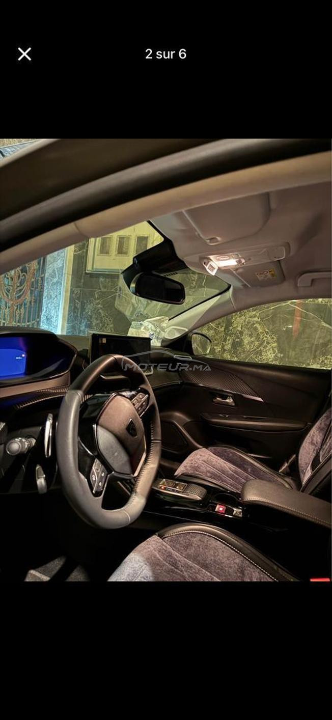 Peugeot 208 hybrid à vendre 