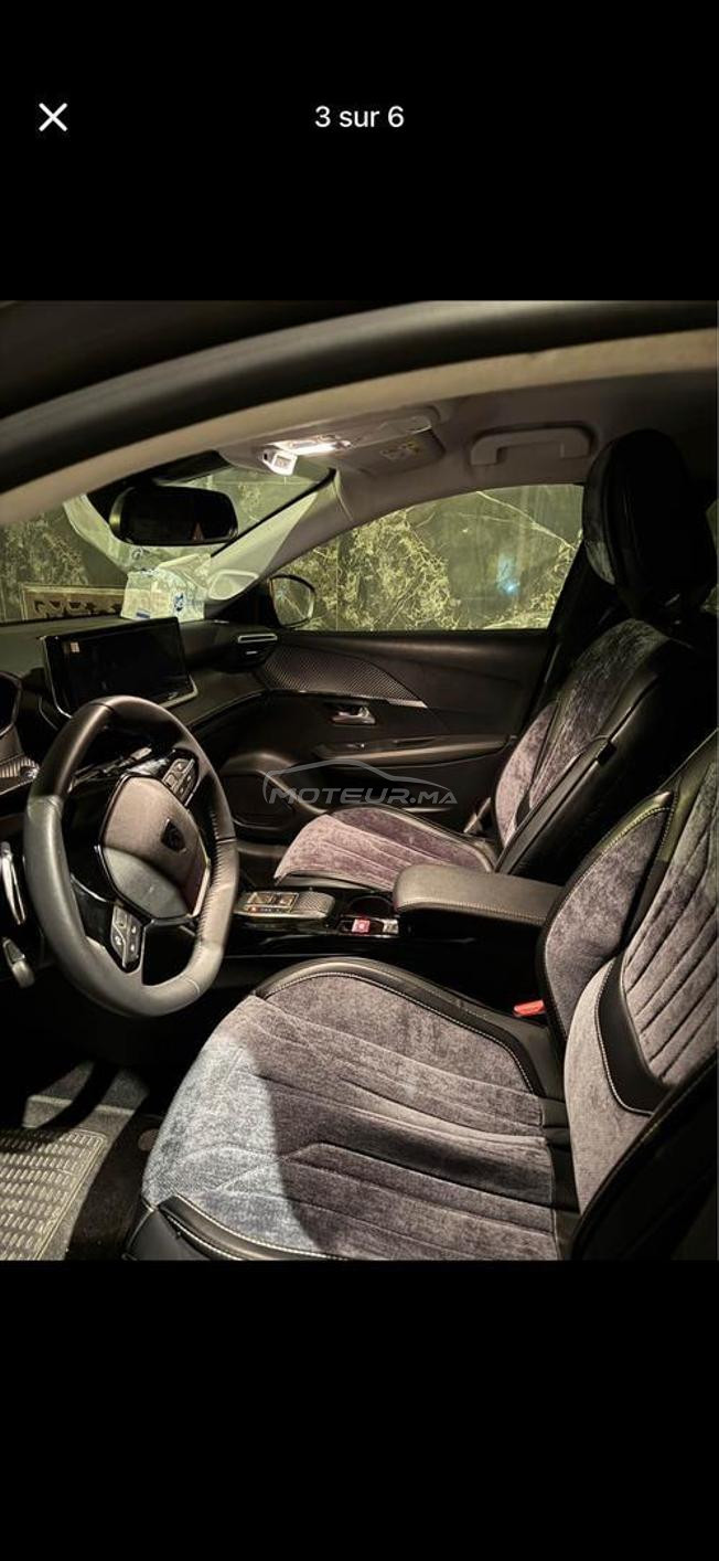 Peugeot 208 hybrid à vendre 