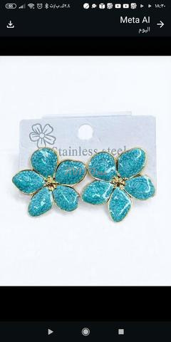 Boucles d'oreilles en bon état et excellent état à bas prix - 2