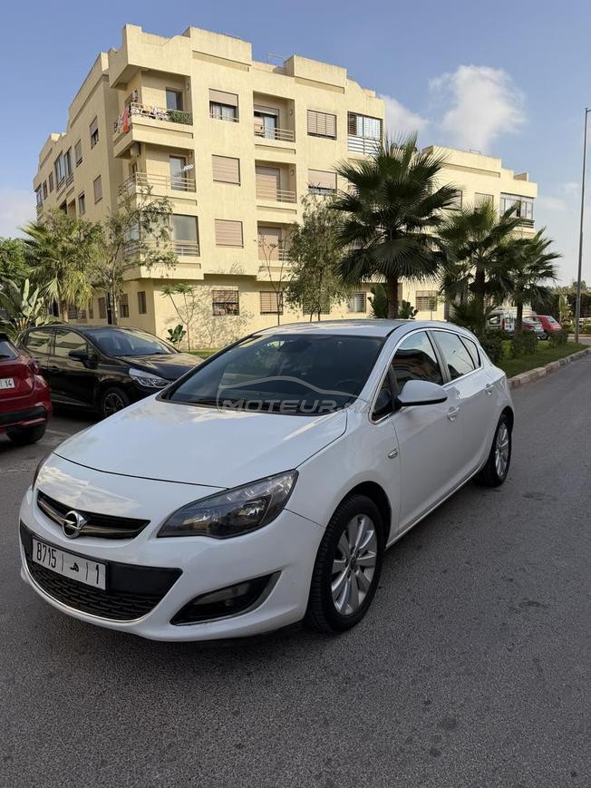 Opel Astra J