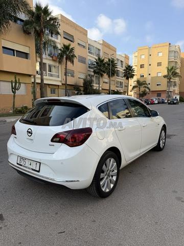 Opel Astra J - 2