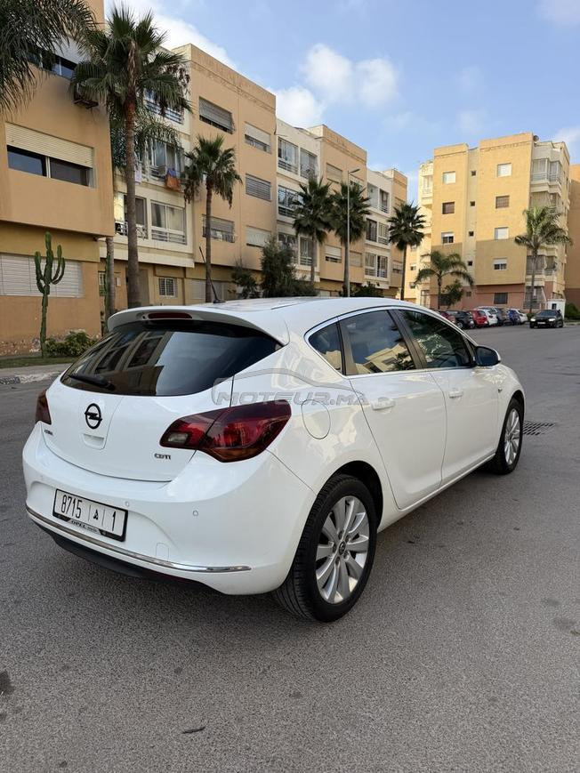 Opel Astra J