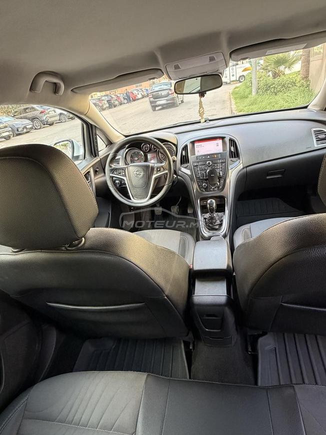 Opel Astra J