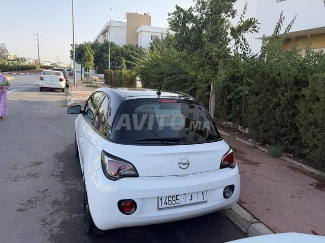 🚗 Opel Adam 2019 – État exceptionnel – 32 000 km