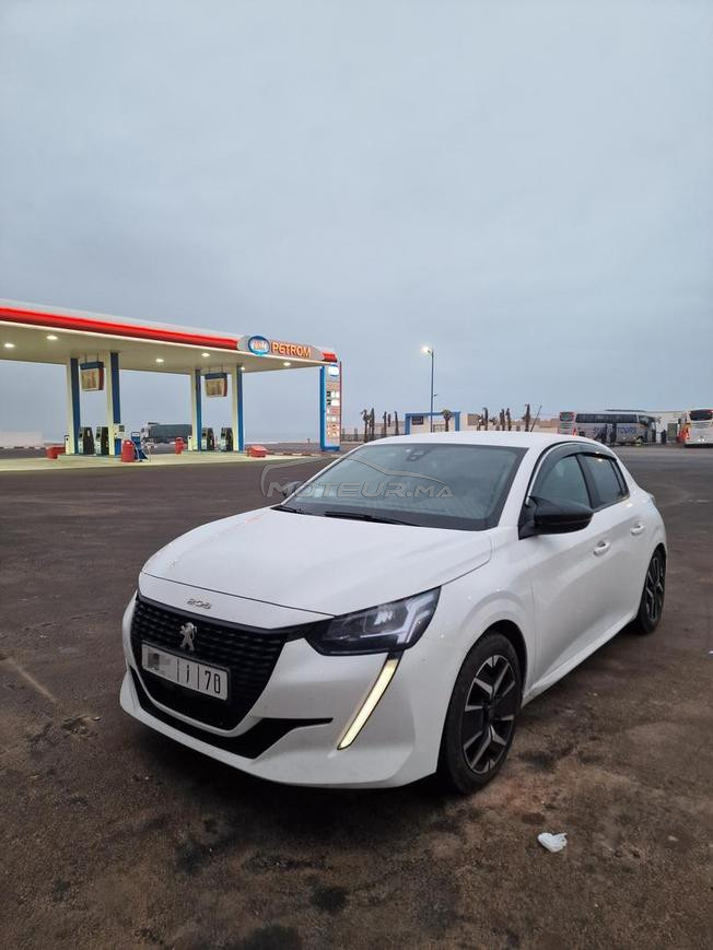 PEUGEOT 208 MODÈLE 2021