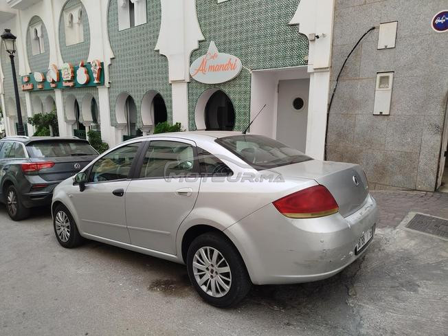 Je met en vente ma Fiat Linea en très bon état. 