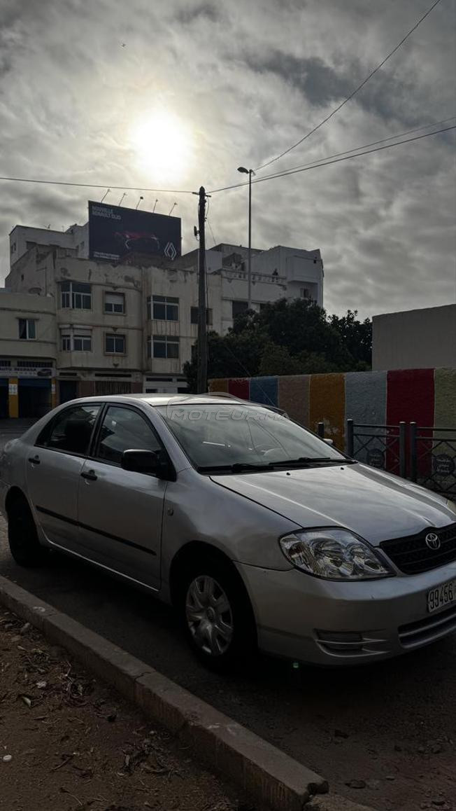 je mets en vente ma voiture toyota corolla 