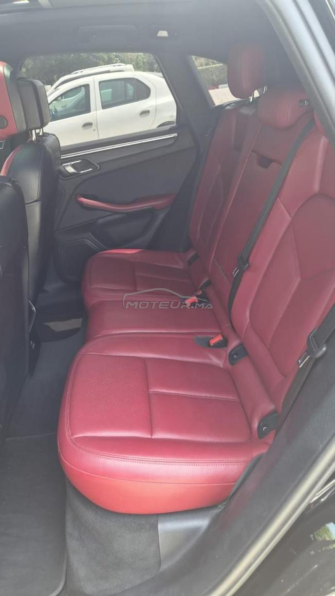 Porsche Macan 2024 à Marrakech bien entretenue