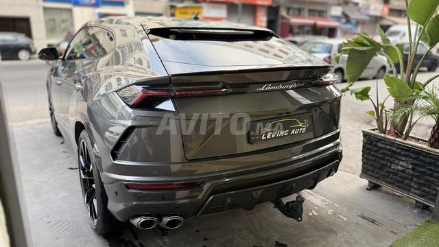 Lamborghini Urus Essence Automatique 2021