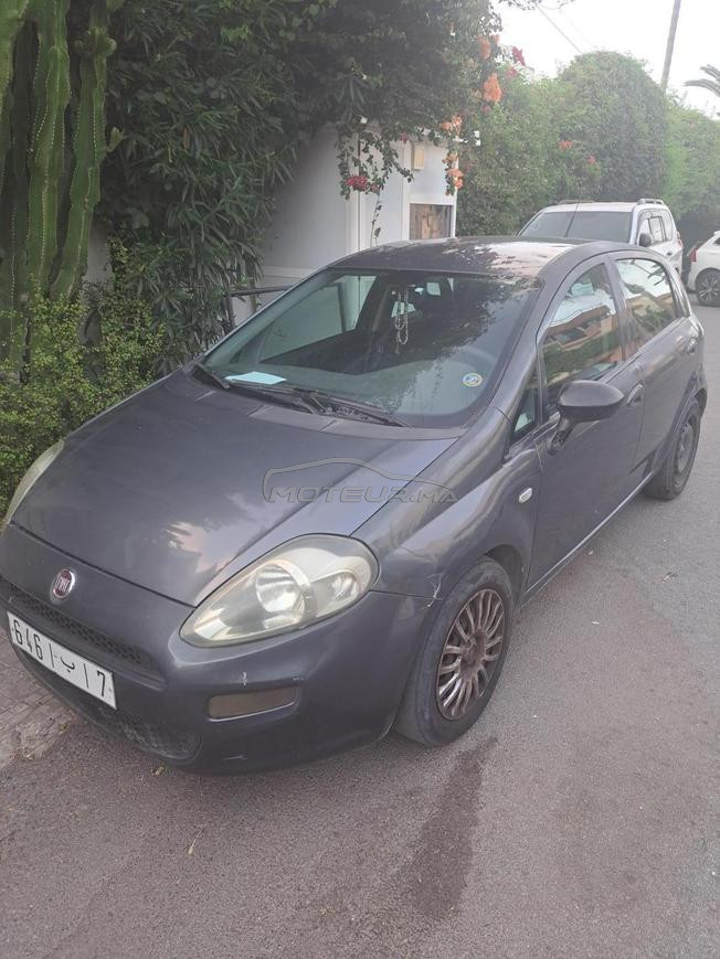 Fiat punto modèle 2017 très bon etat