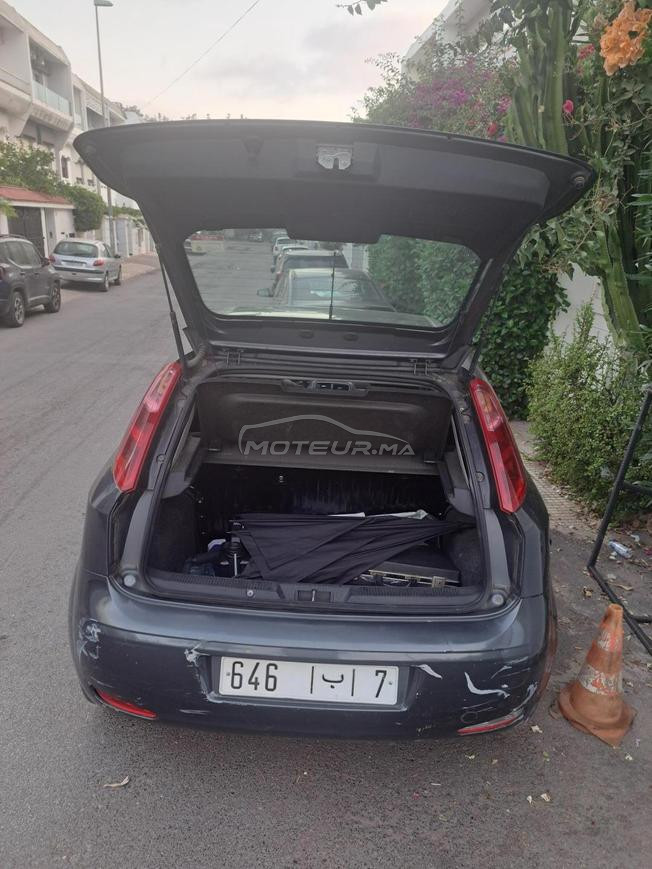 Fiat punto modèle 2017 très bon etat