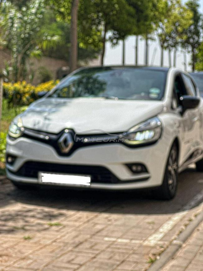 Renault Clio 4 diesel boîte automatique intense 