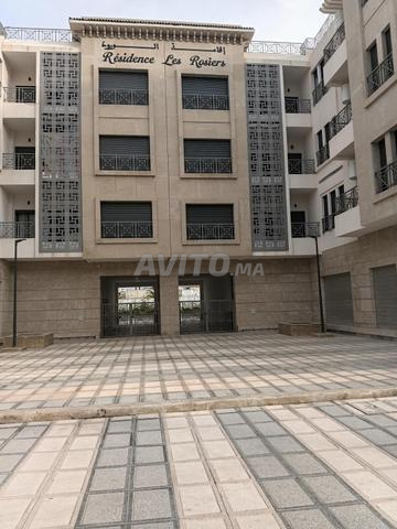 شقق جديدة للإيجار على المحيط