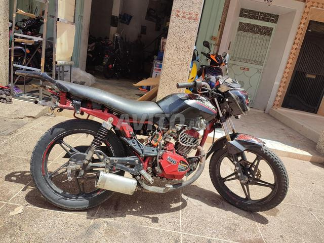 Moto propre, acheteur bienvenu - 2