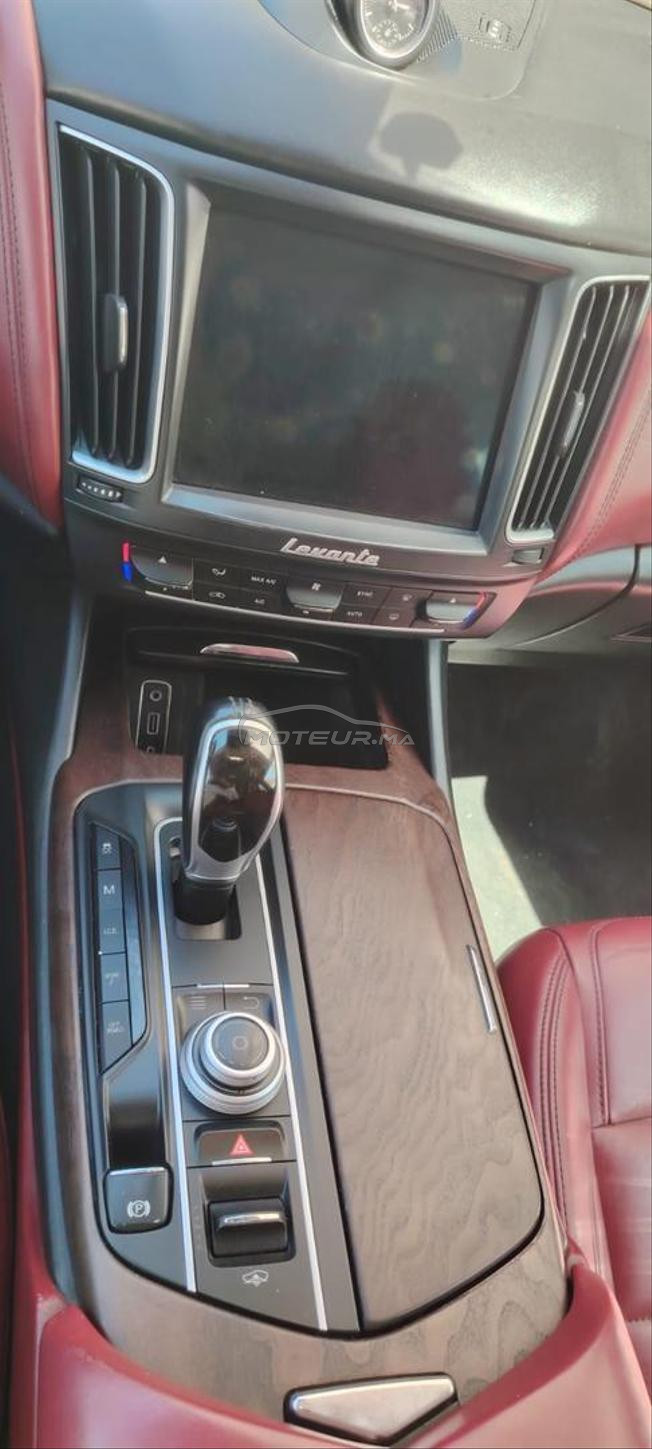 MASERATI LEVANTE 